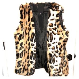 Animal print faux fur vest